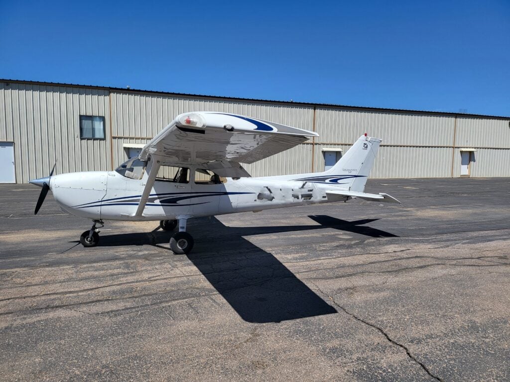 MSFS vs Reality Skyhawk