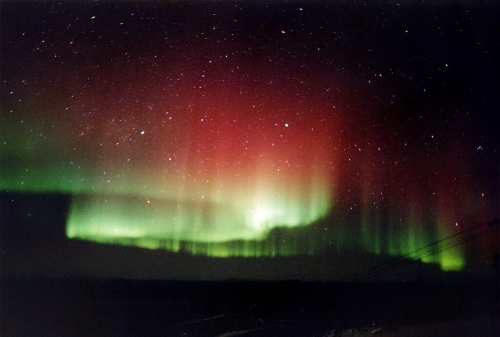 Brocken Inaglory Red and green aurora