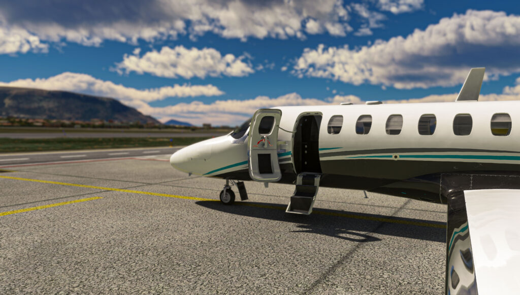 LivToAir Cessna Citation CJ3+ Shot on ramp Front side at ramp