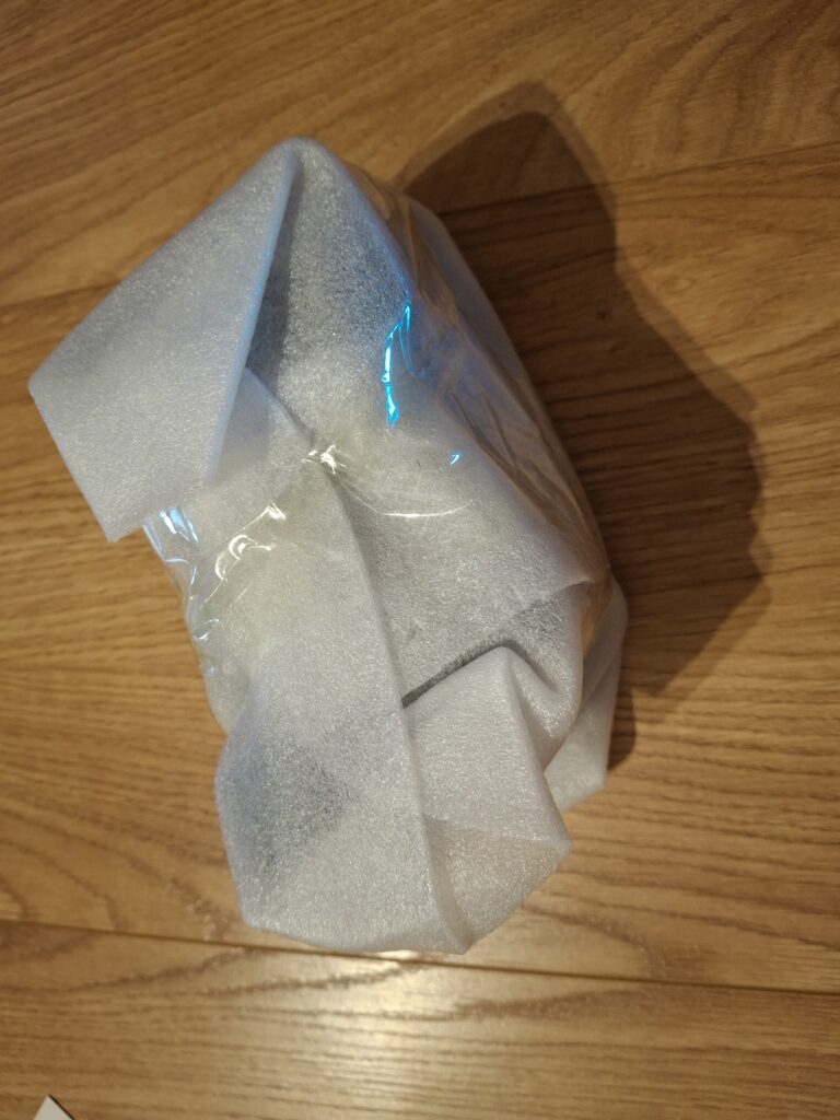 Winwing MCDU desk clamp unboxed