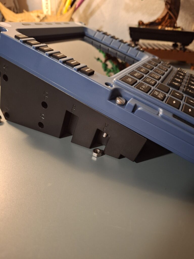 Winwing MCDU assembly 1
