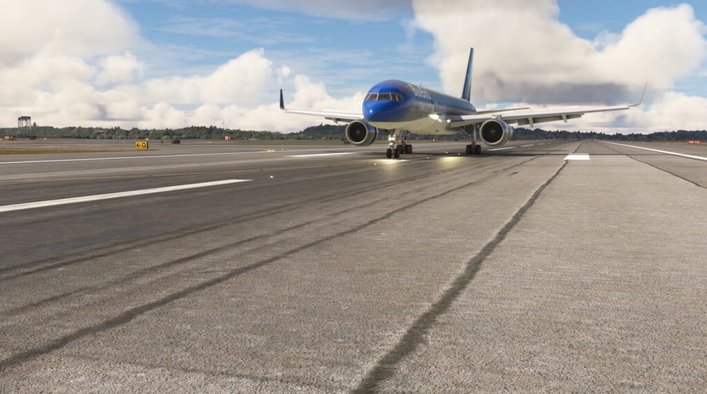 BlueBird Simulations 757-200 with PW Engines landing configuration