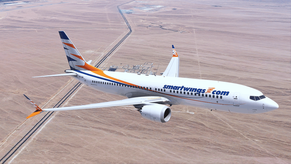 iFly 737 MAX Climbing (credit: Jakub Plevko)