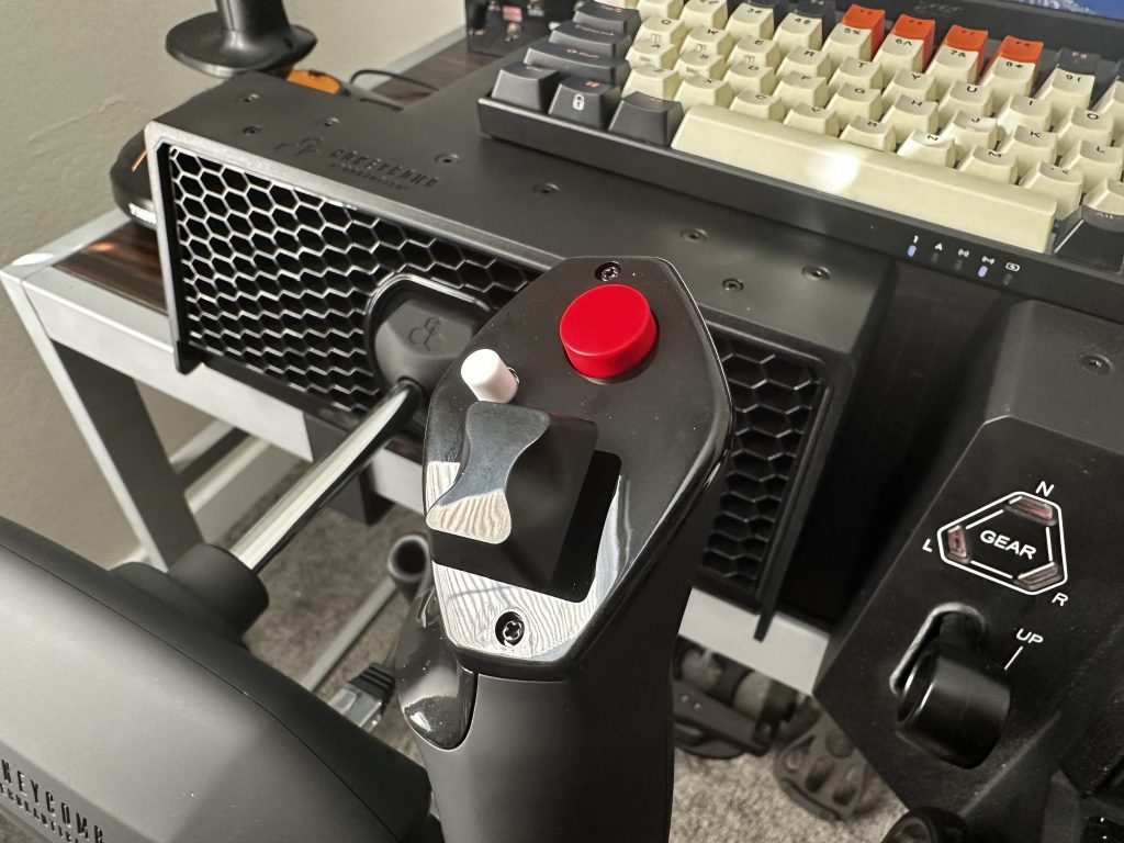Image showing the buttons on the right handle of the Alpha Lite