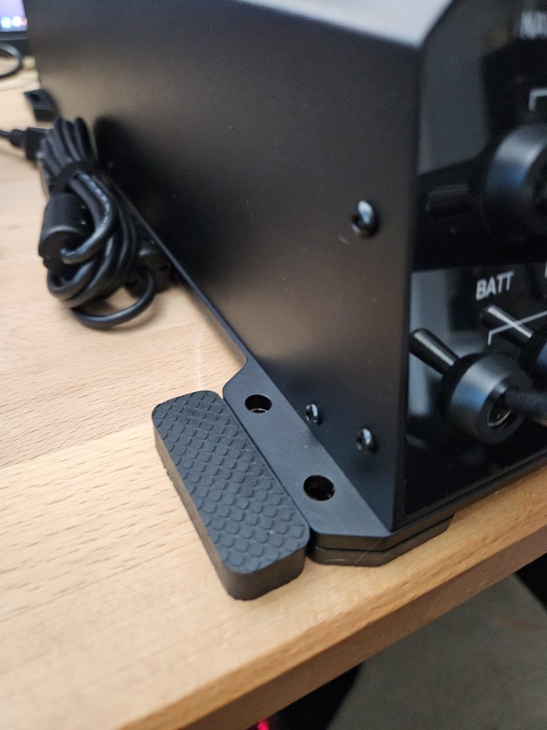 AY210 Desk Mount