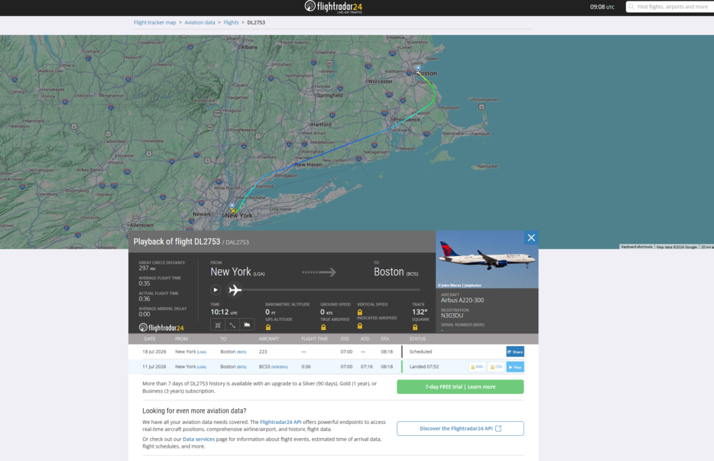 Flightradar24 map of Delta flight DL2753 from New York LaGuardia to Boston Logan