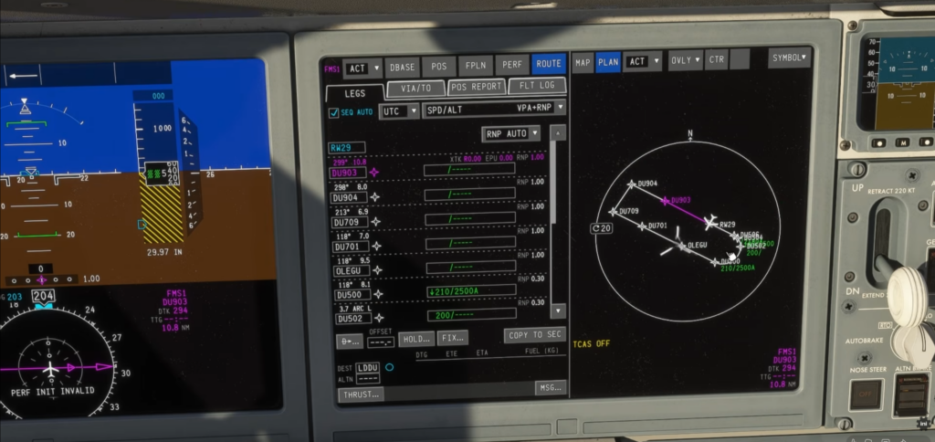 Graphical flight plan and route page displayed on the Synaptic A220-300 FMS.