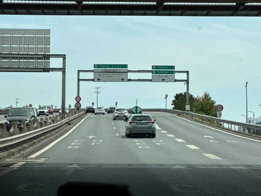 Road signs and terminal access routes at Paris Charles de Gaulle Airport used for iniBuilds LFPG research MSFS 2024