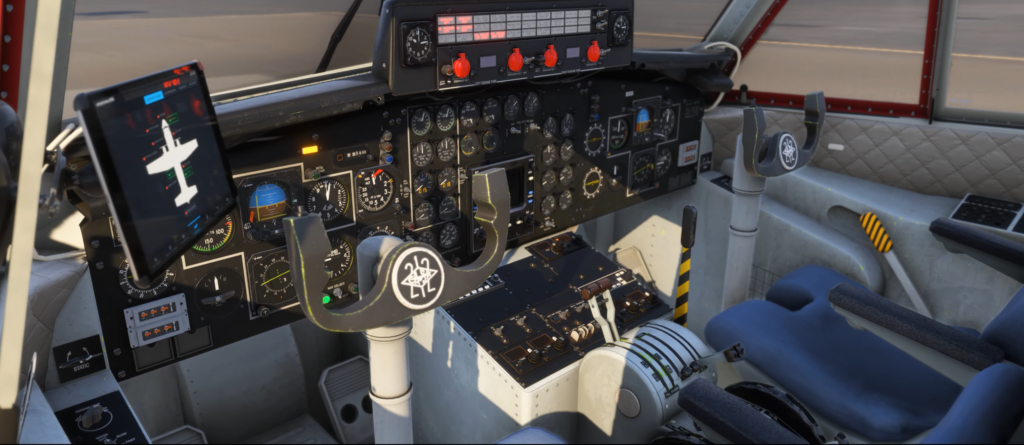Project MAX C212-200 Aviocar analogue cockpit with flight instruments and engine controls MSFS 2024
