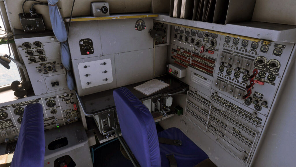 One of the crew stations in the cockpit of the Nemeth Designs Ilyushin Il-18D in Microsoft Flight Simulator.